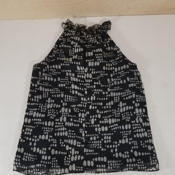 🦋The Limited Sleeveless Black and White Blouse XS - Picture 4 of 6